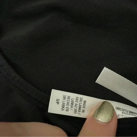 Pair of Victoria secret sports  bras S - Picture 5 of 5